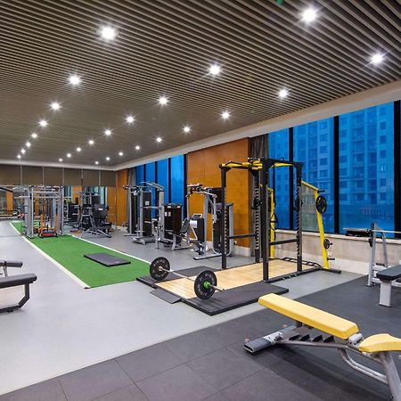 Wyndham Xinyang Downtown Hotel Buitenkant foto